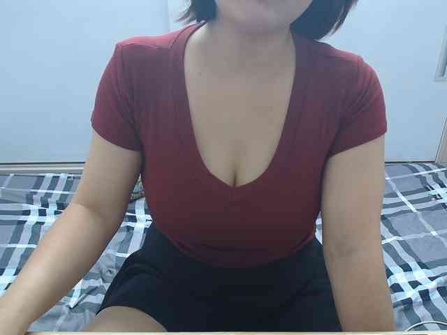 ElenaSex90 webcam