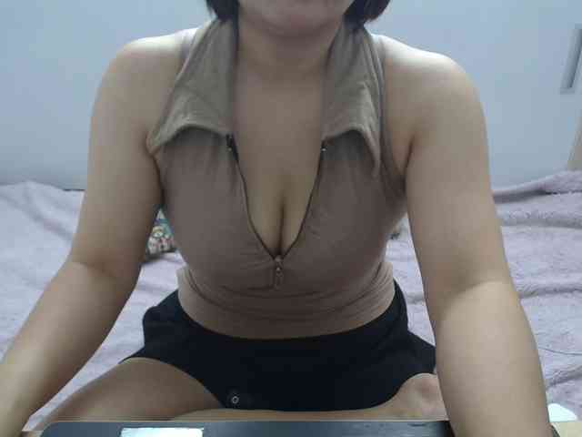 ElenaSex90 webcam