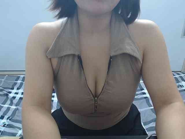 ElenaSex90 webcam