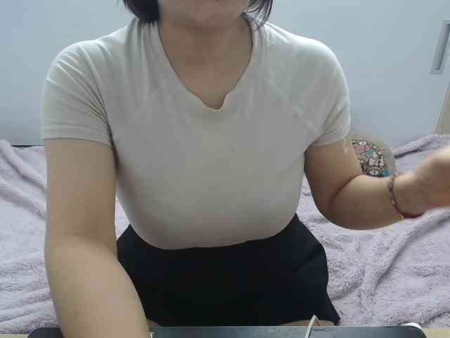 ElenaSex90 webcam