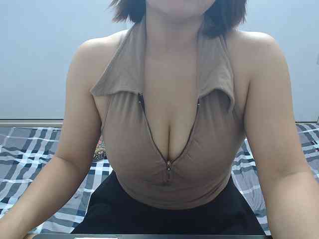 ElenaSex90 webcam