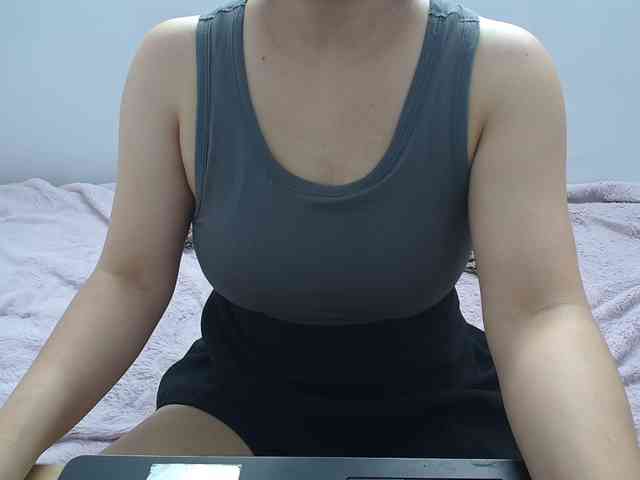 ElenaSex90 webcam