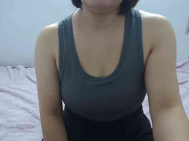 ElenaSex90 webcam