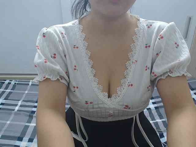 ElenaSex90 webcam