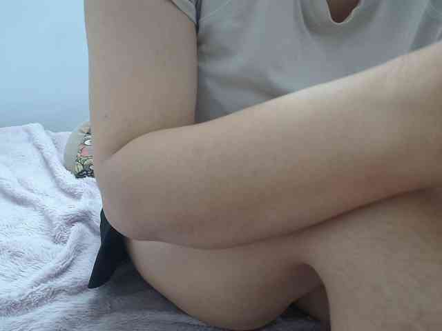 ElenaSex90 webcam