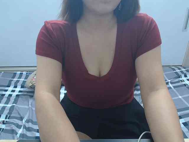 ElenaSex90 webcam