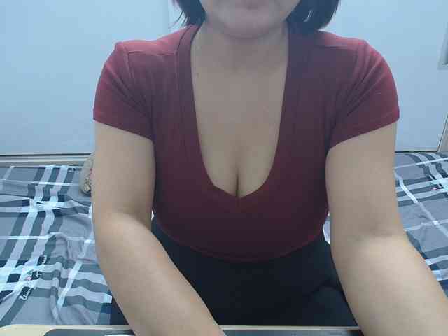 ElenaSex90 webcam