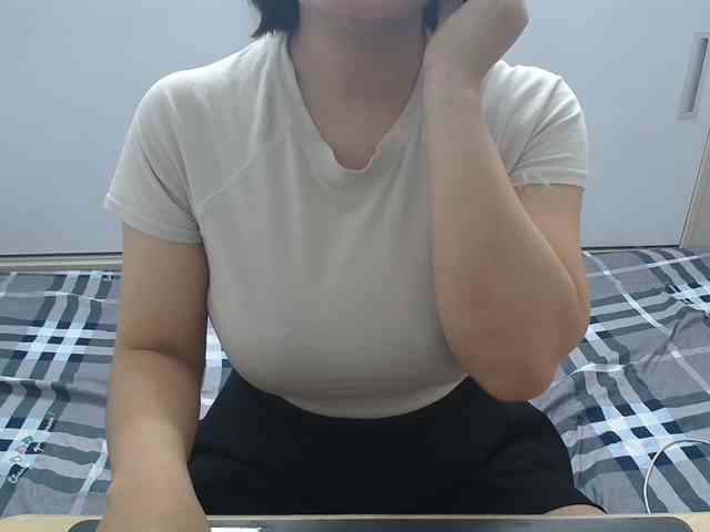 ElenaSex90 webcam