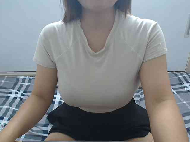 ElenaSex90 webcam