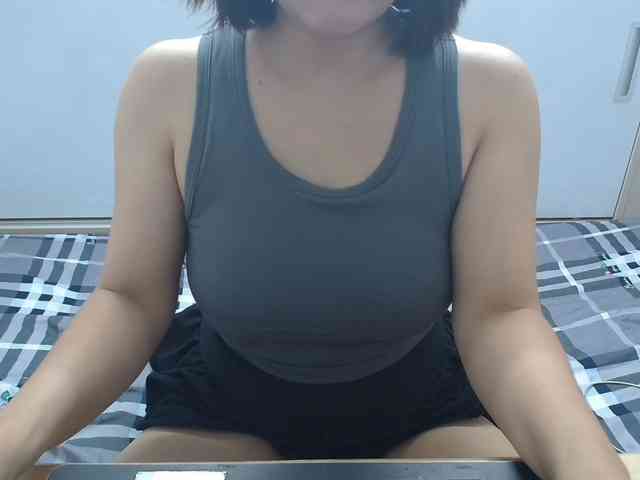 ElenaSex90 webcam
