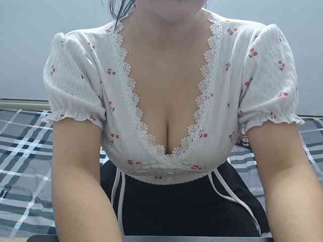 ElenaSex90 webcam