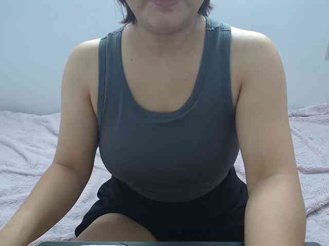 ElenaSex90 webcam
