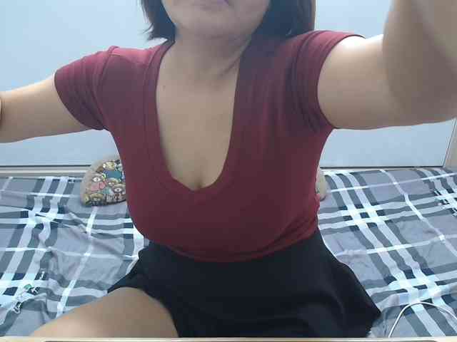 ElenaSex90 webcam
