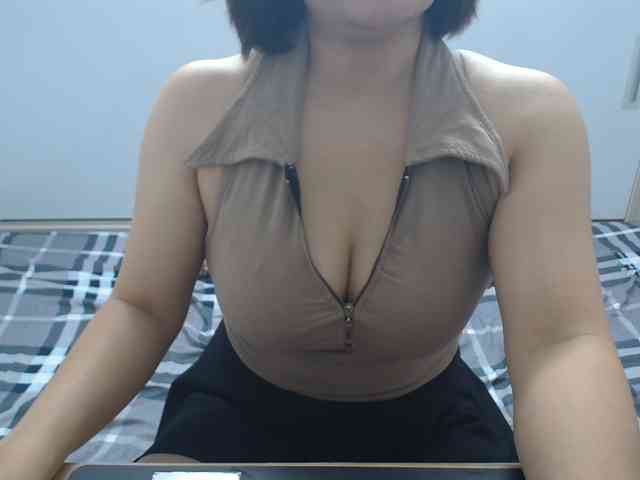 ElenaSex90 webcam