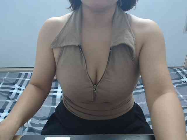 ElenaSex90 webcam