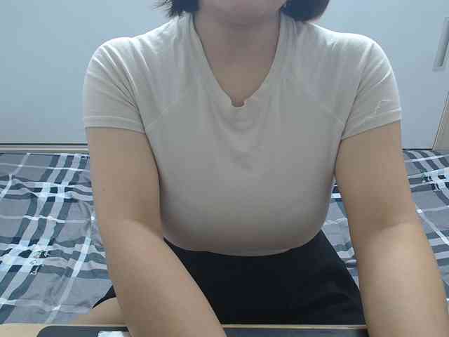 ElenaSex90 webcam