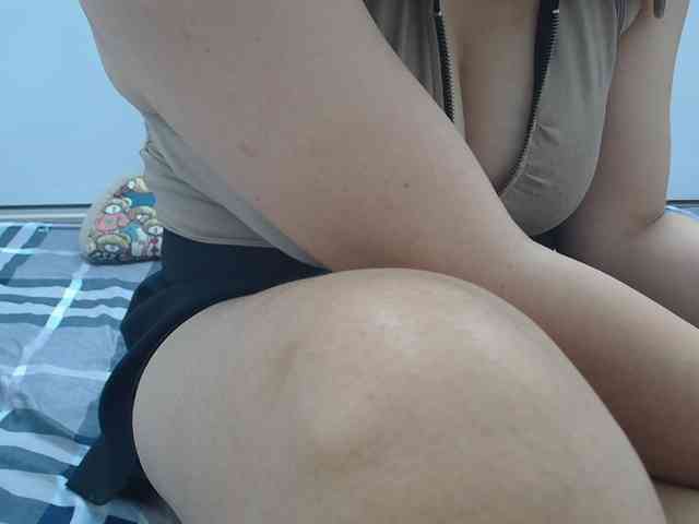 ElenaSex90 webcam