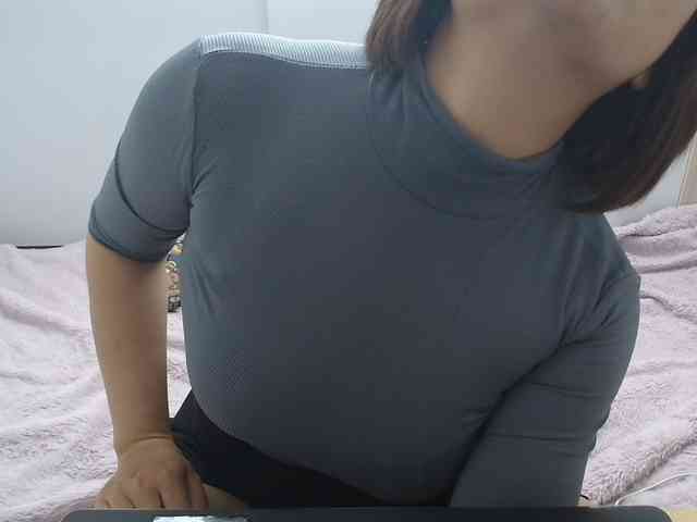 ElenaSex90 webcam