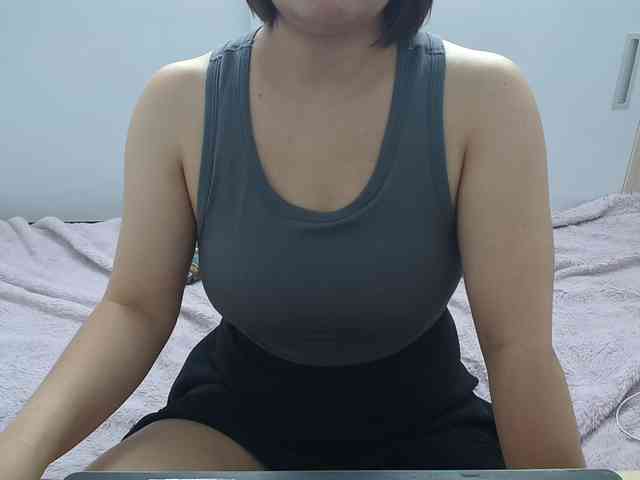 ElenaSex90 webcam