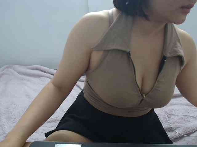 ElenaSex90 webcam