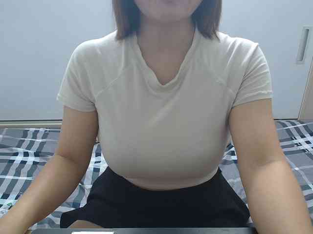 ElenaSex90 webcam