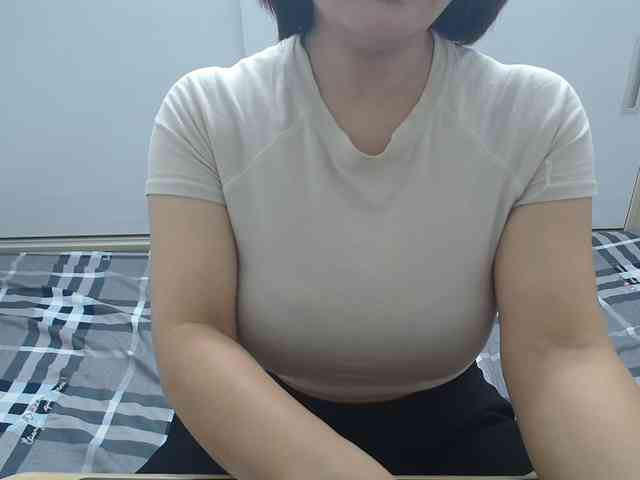 ElenaSex90 webcam