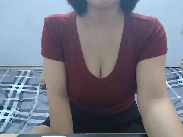 ElenaSex90 webcam
