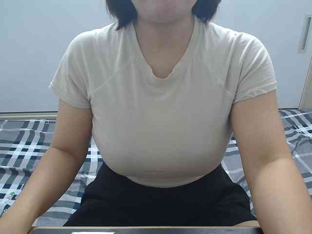 ElenaSex90 webcam