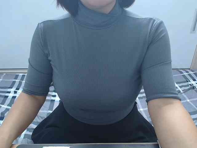 ElenaSex90 webcam
