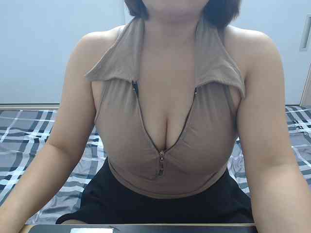 ElenaSex90 webcam