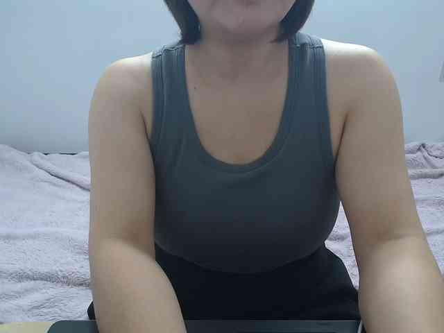 ElenaSex90 webcam