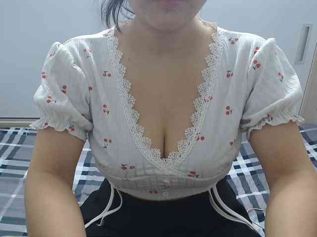 ElenaSex90 webcam