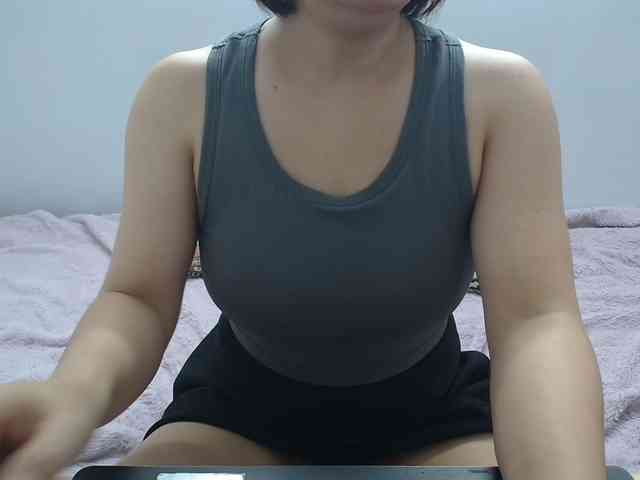 ElenaSex90 webcam