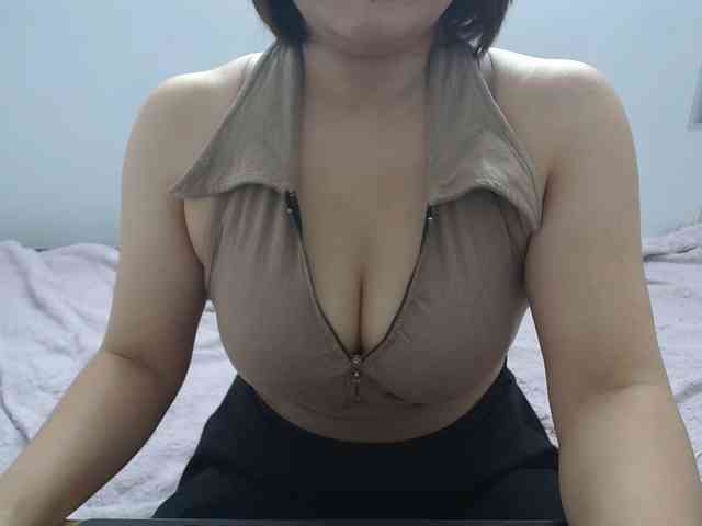ElenaSex90 webcam