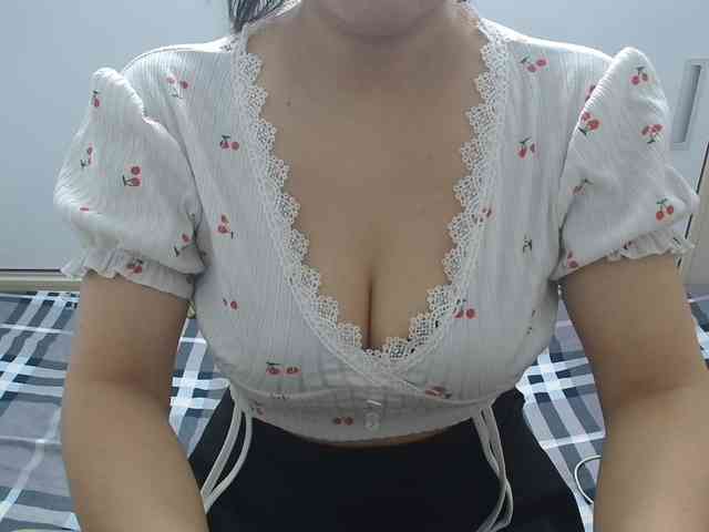 ElenaSex90 webcam