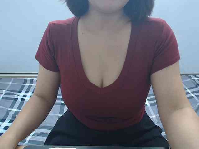 ElenaSex90 webcam