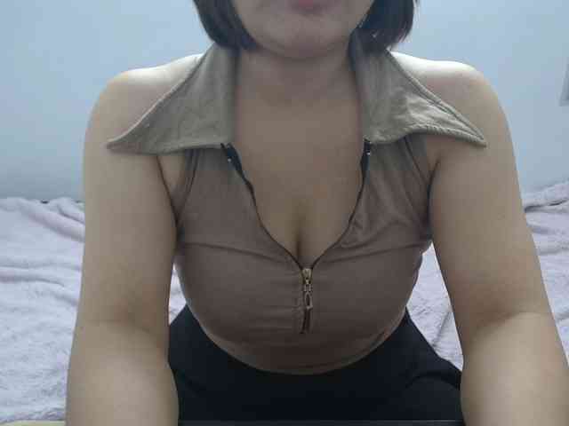 ElenaSex90 webcam