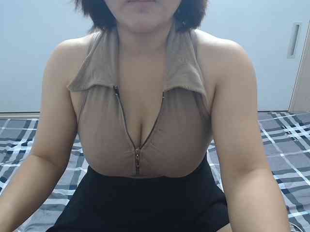 ElenaSex90 webcam