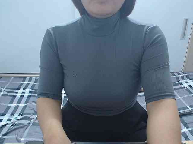 ElenaSex90 webcam