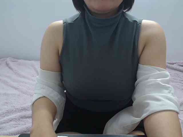 ElenaSex90 webcam