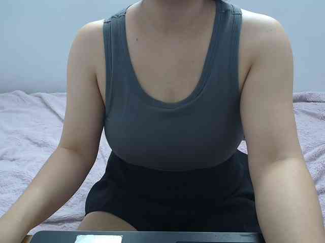 ElenaSex90 webcam