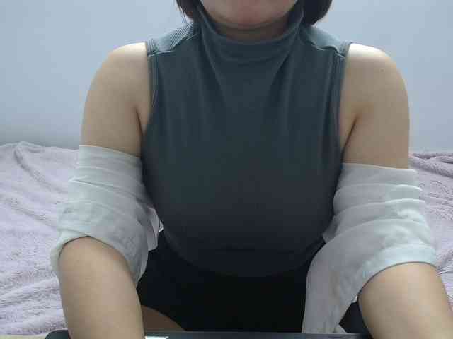 ElenaSex90 webcam