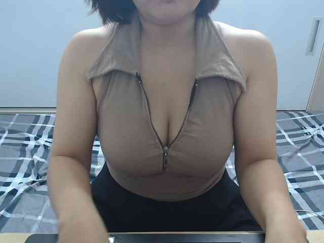 ElenaSex90 webcam