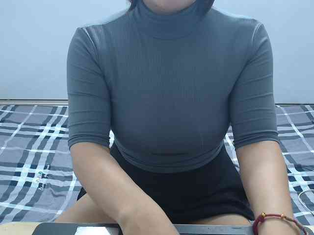 ElenaSex90 webcam
