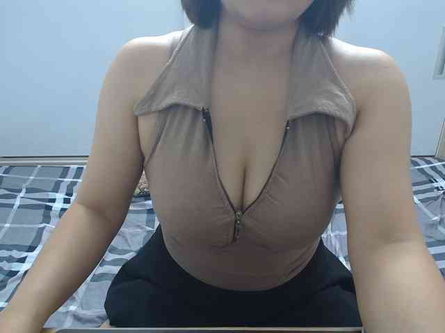 ElenaSex90 webcam