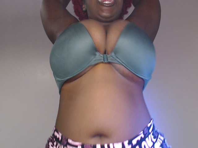 sexy-chocco live cam on BongaCams