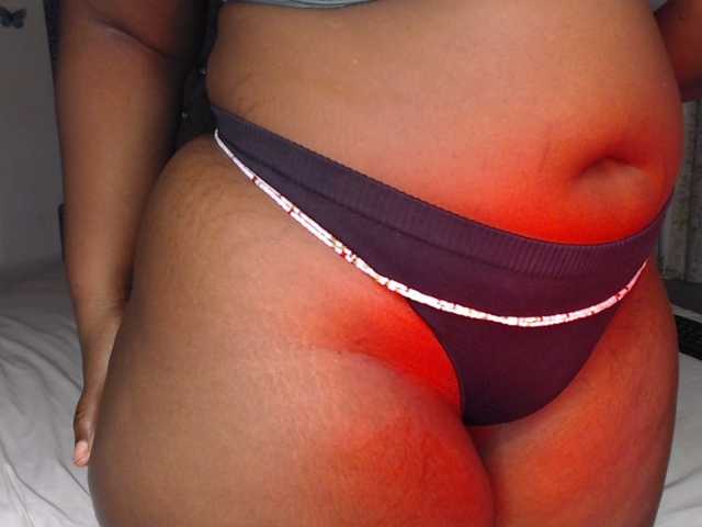 sexy-chocco live cam on BongaCams