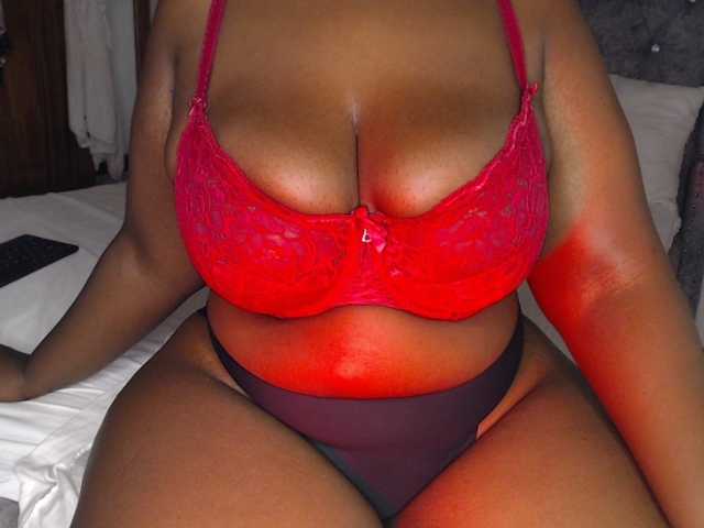 sexy-chocco live cam preview