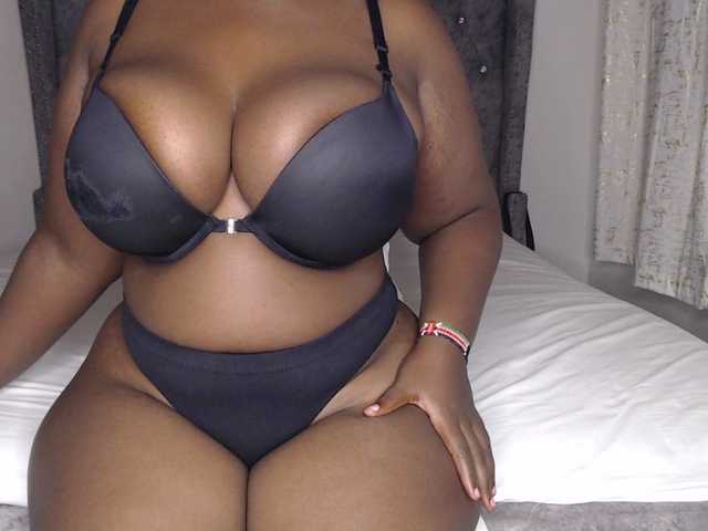 sexy-chocco live cam on BongaCams