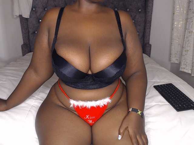 sexy-chocco live cam on BongaCams
